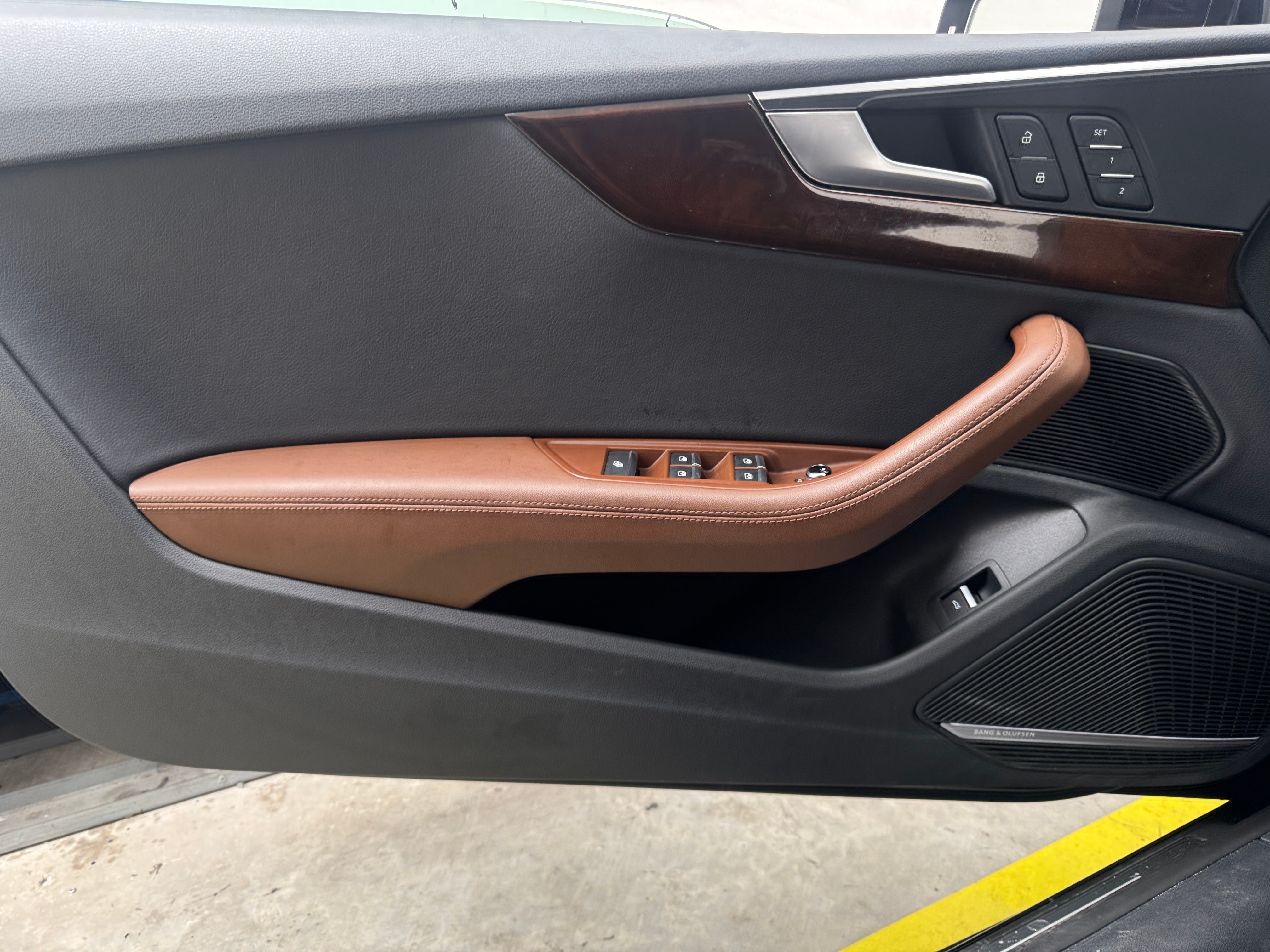 audi a5 cabriolet 2019 WAUYNGF57KN003402 image